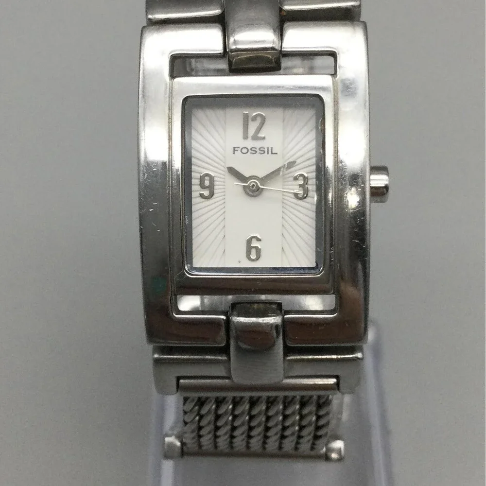 Fossil Watch Womens 21mm Silver Tone Mesh Band Stainless New Battery 6.25